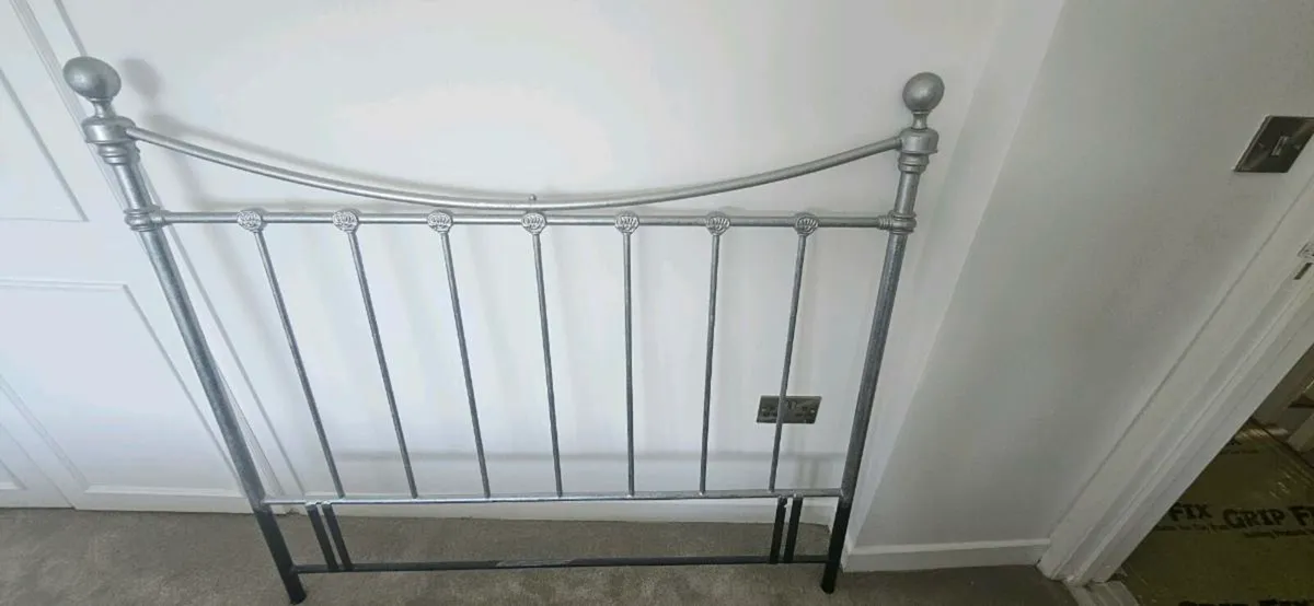 Headboard - Image 1