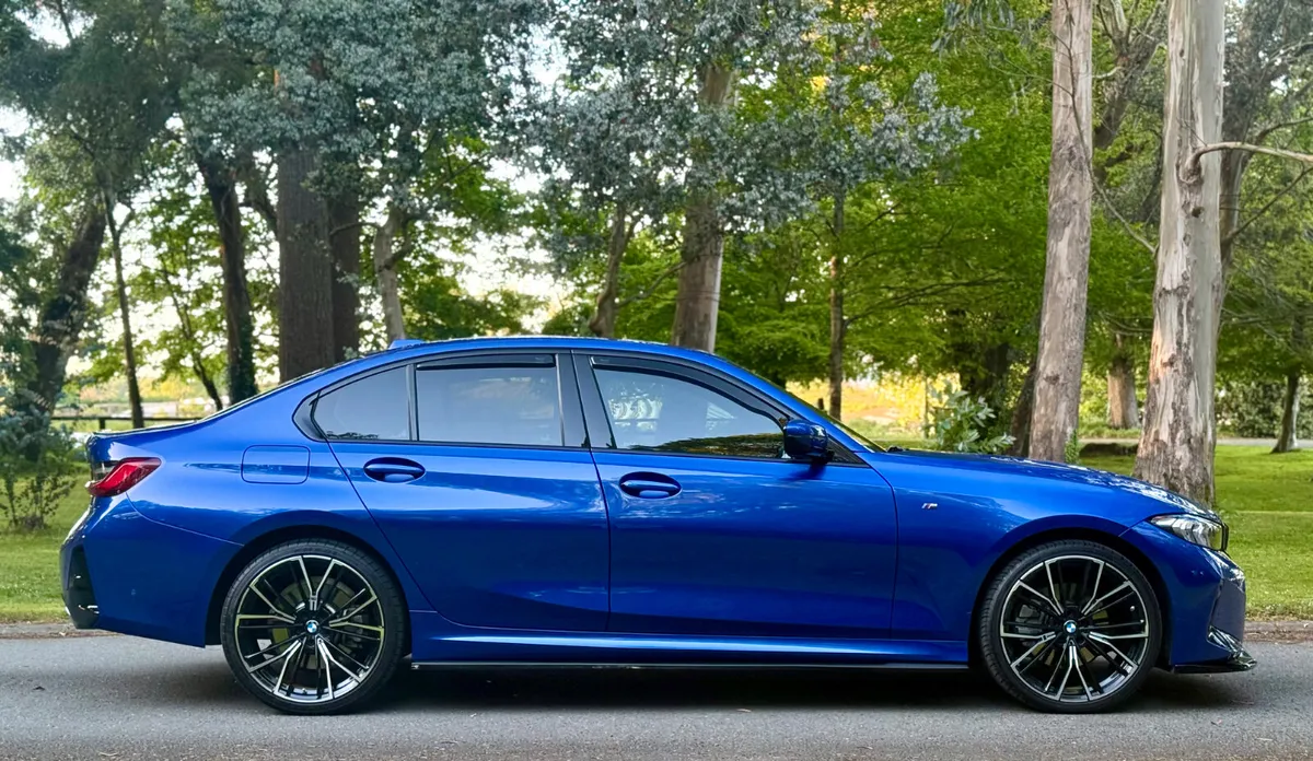 BMW 330e M SPORT 288BHP - Image 3