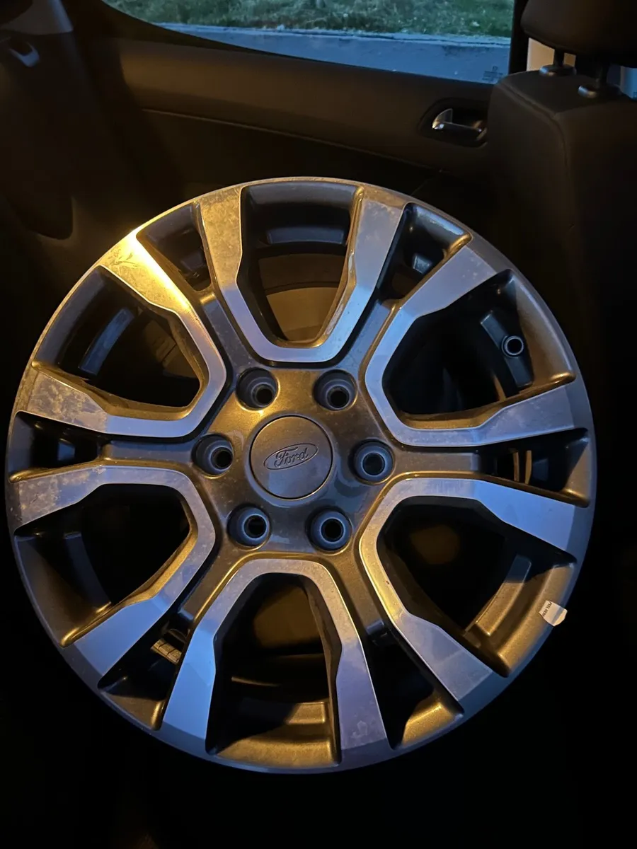 Ford alloys fit ranger custom or connect - Image 2