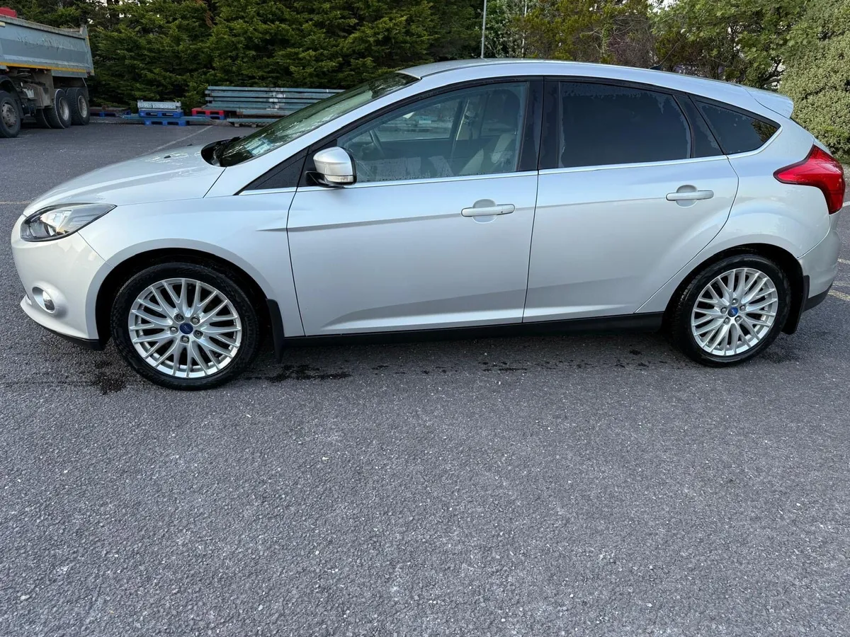 2012 Ford Focus - Image 3