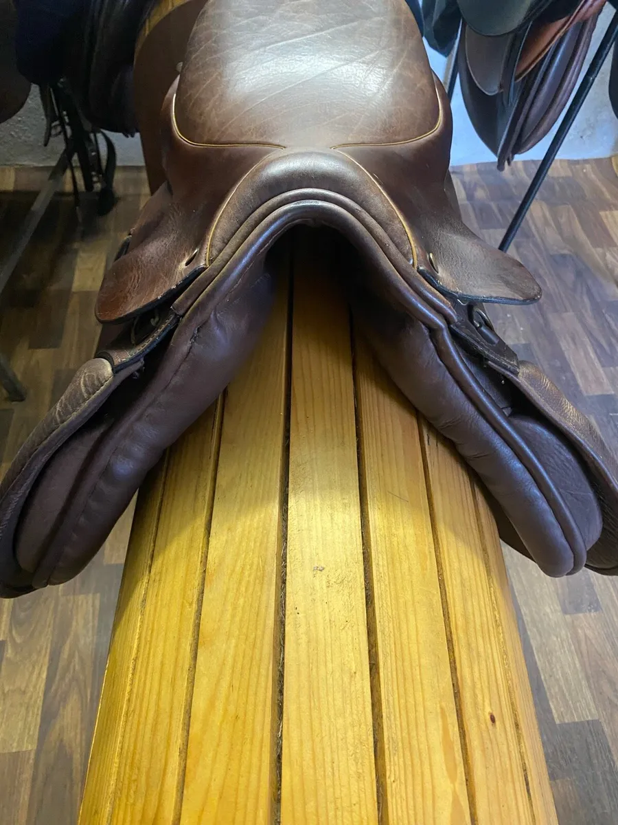 16” cliff barnsby brown Leather saddle - Image 4