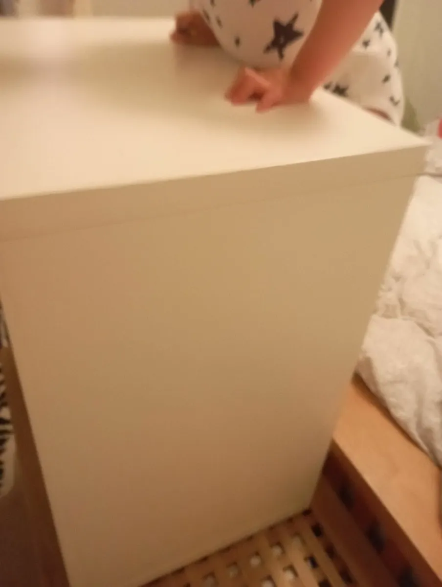 White ikea night table/shelves unit - Image 3