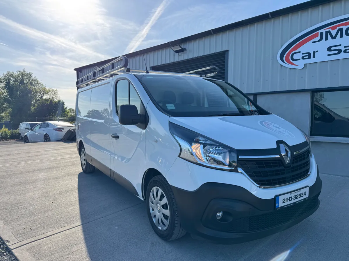 SPOTLESS RENAULT TRAFIC 2021 - Image 1