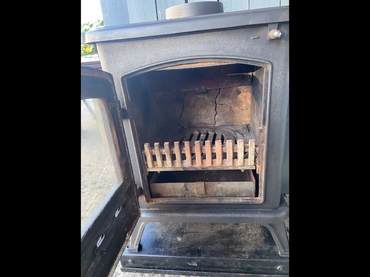 Stove - Image 4