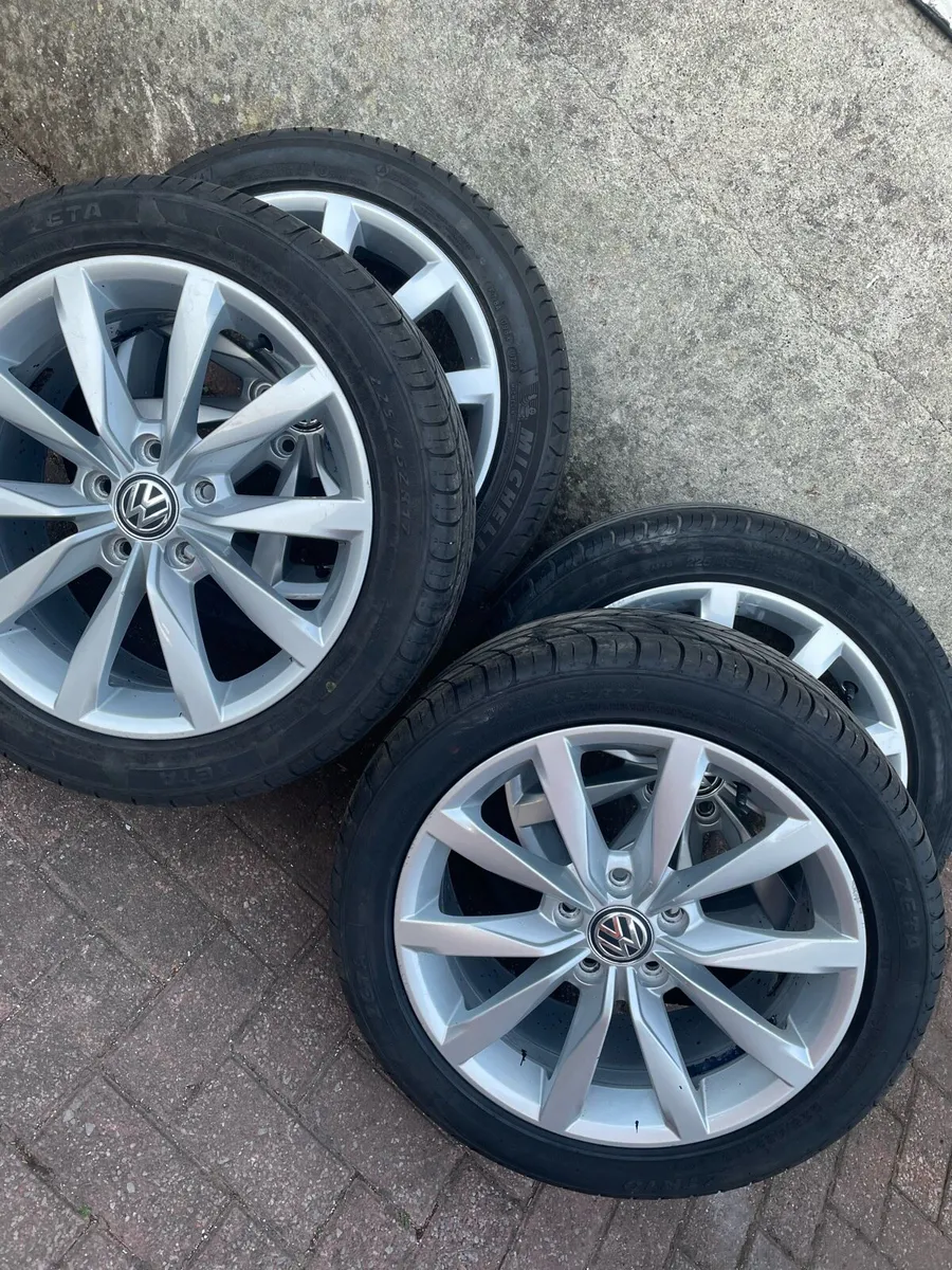VW Passat/Golf; Skoda Alloy Wheels&Tyres 225/45/17 - Image 4
