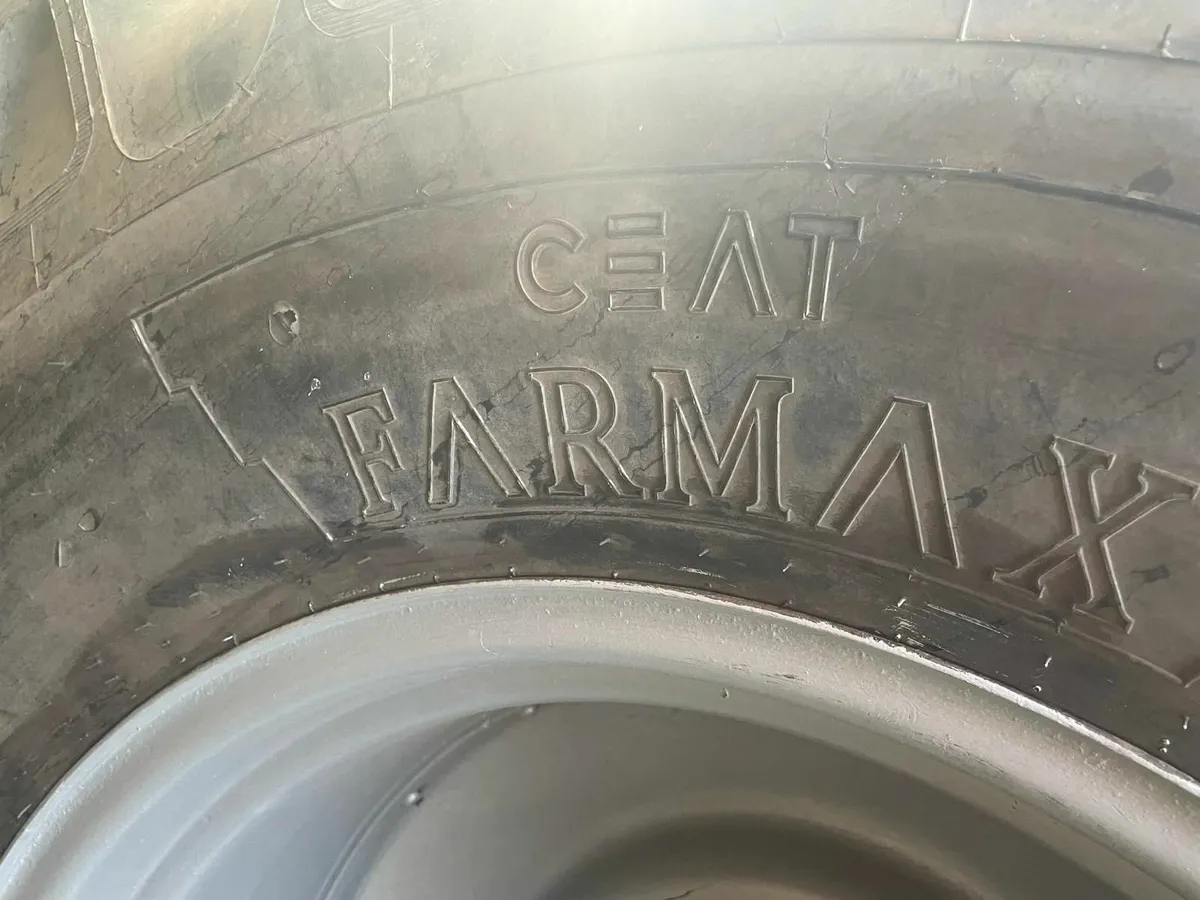 JCB tyre - Image 1