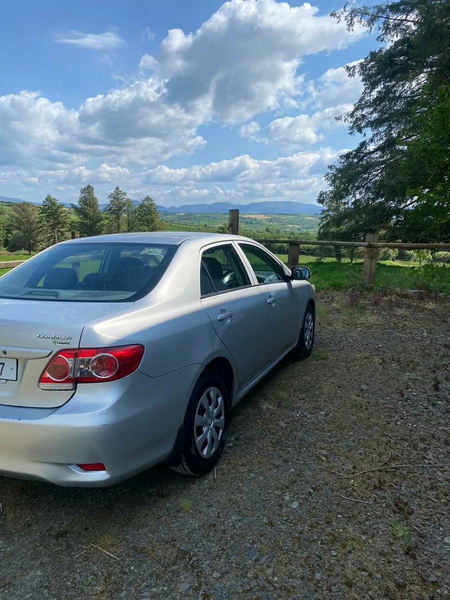 Toyota corolla 1.4 DIESAL car - Image 2