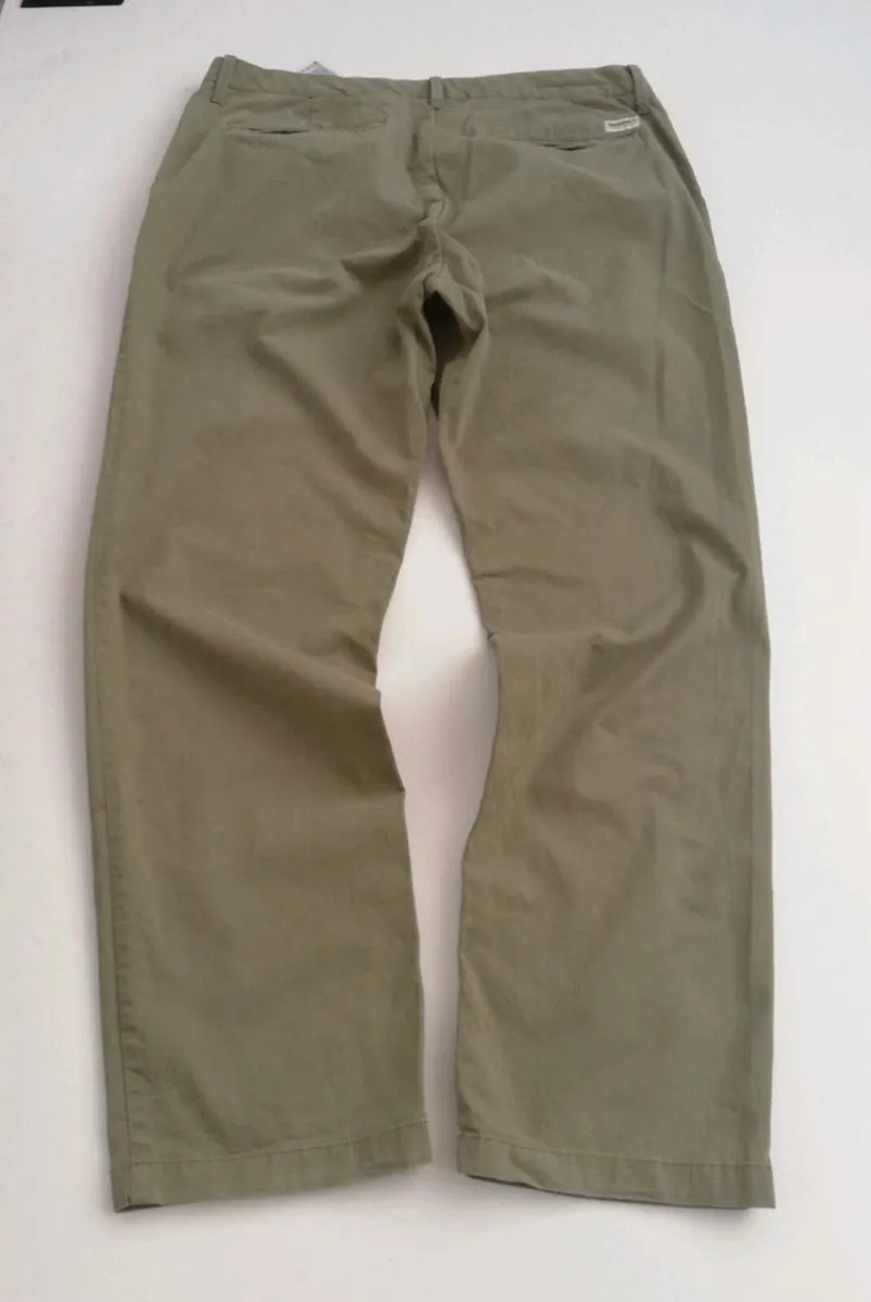 Men's Timberland chinos trousers great condition - Image 4