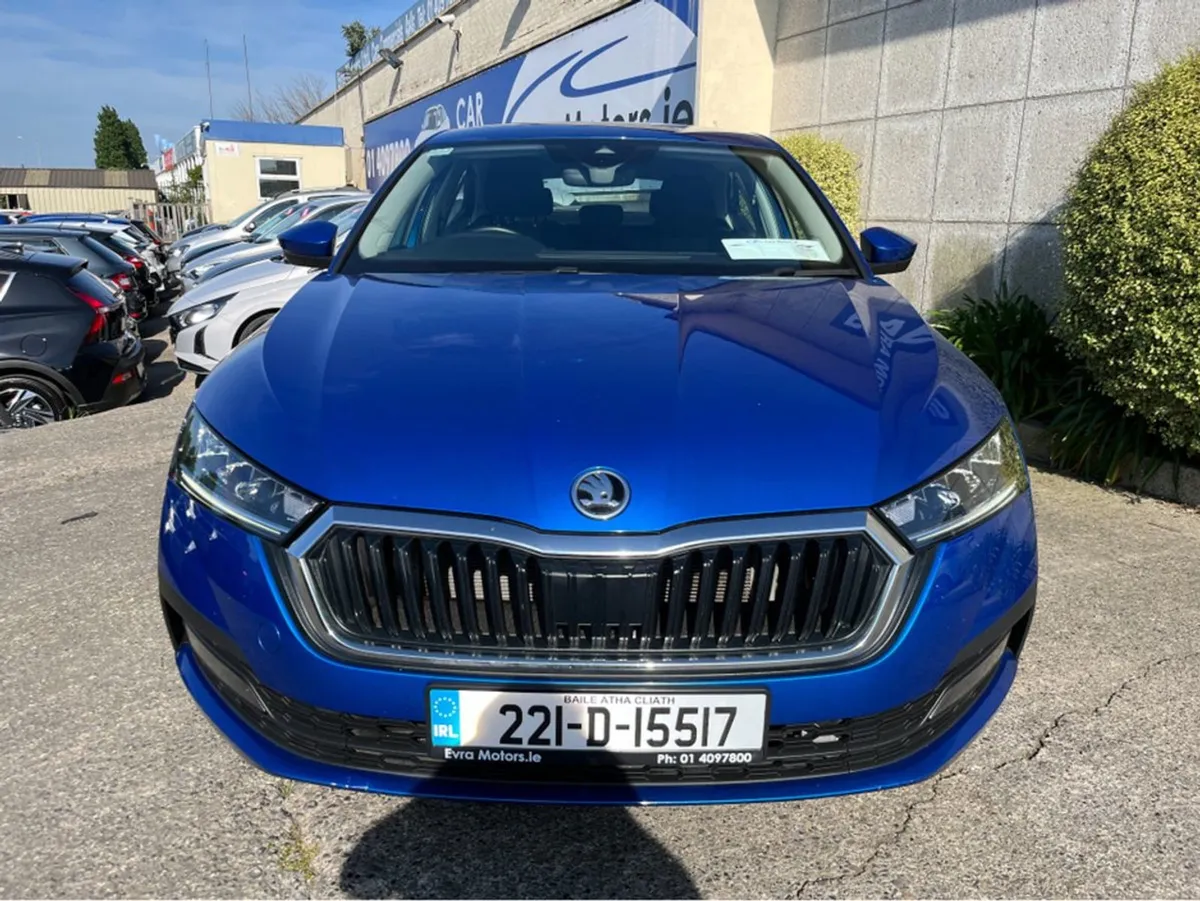 Skoda Octavia Ambition 2.0 TDI Diesel - Image 2