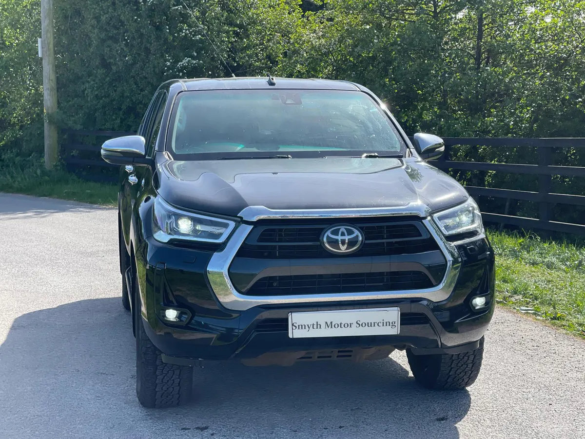 211 Toyota Hilux Invincible X Manual***** - Image 3