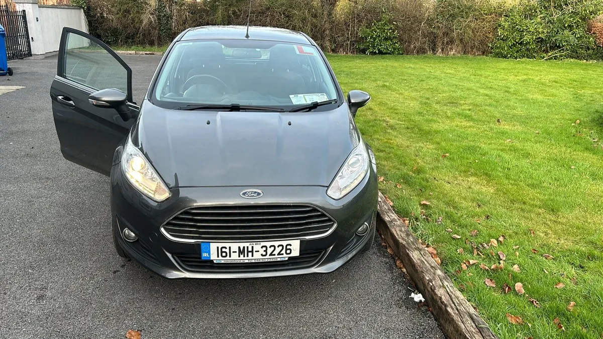 Ford Fiesta 2016 - Image 2