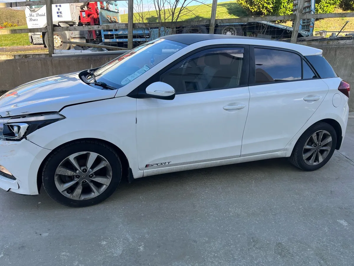 2015 i20 - Image 4
