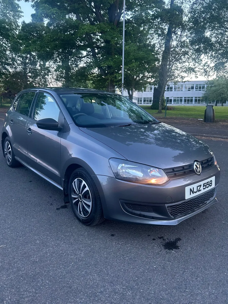 Volkswagen Polo 2010 - Image 1