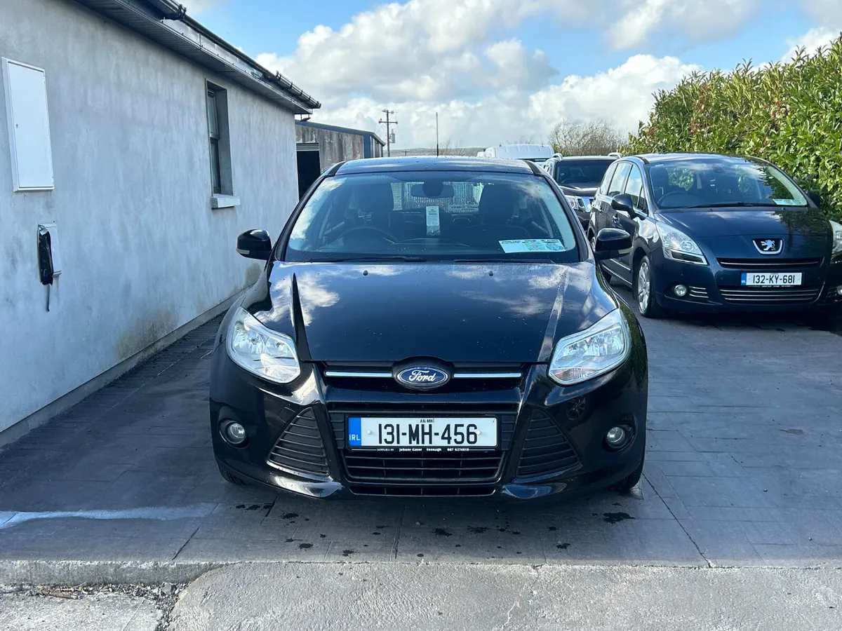 Ford Focus 2013 - Image 2