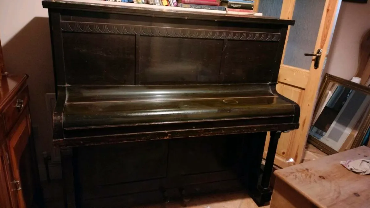 Saffoll and Martin up right piano. Good condition. - Image 3