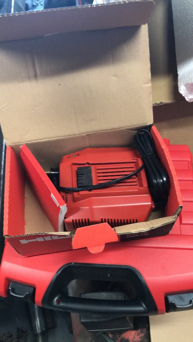 New 36v Hilti - Image 4