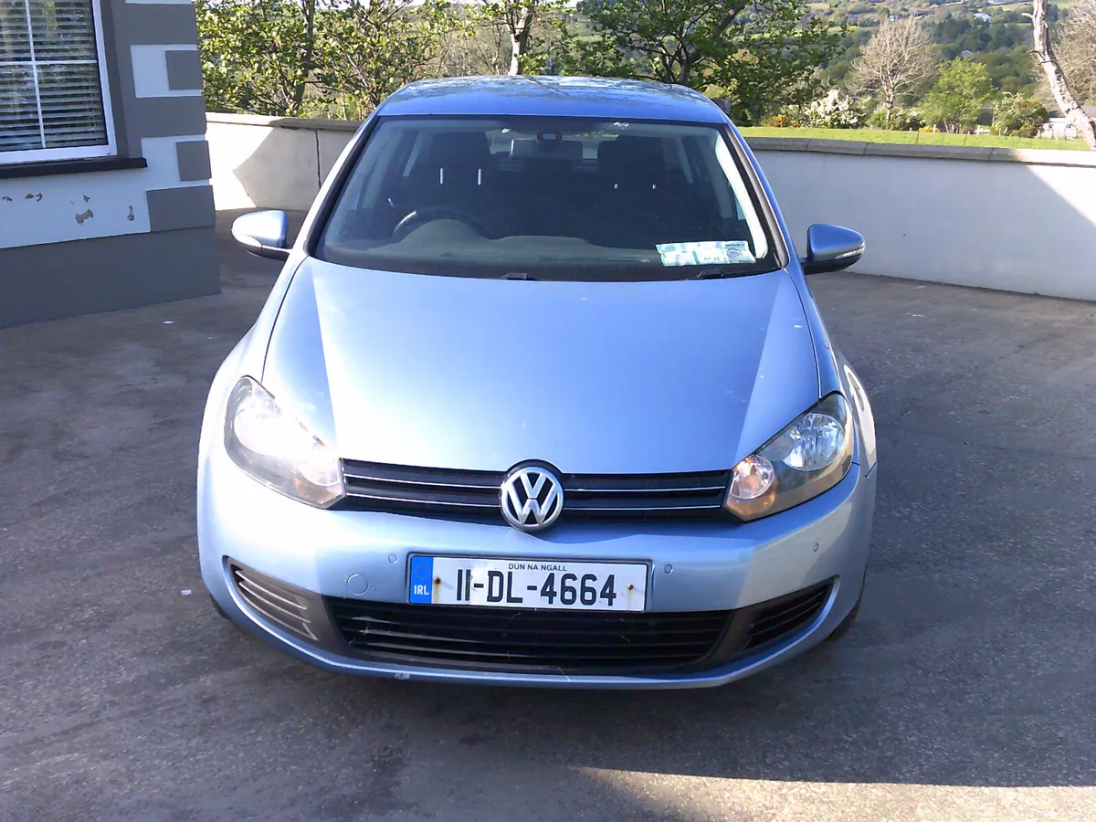 Volkswagen Golf 2011 - Image 2