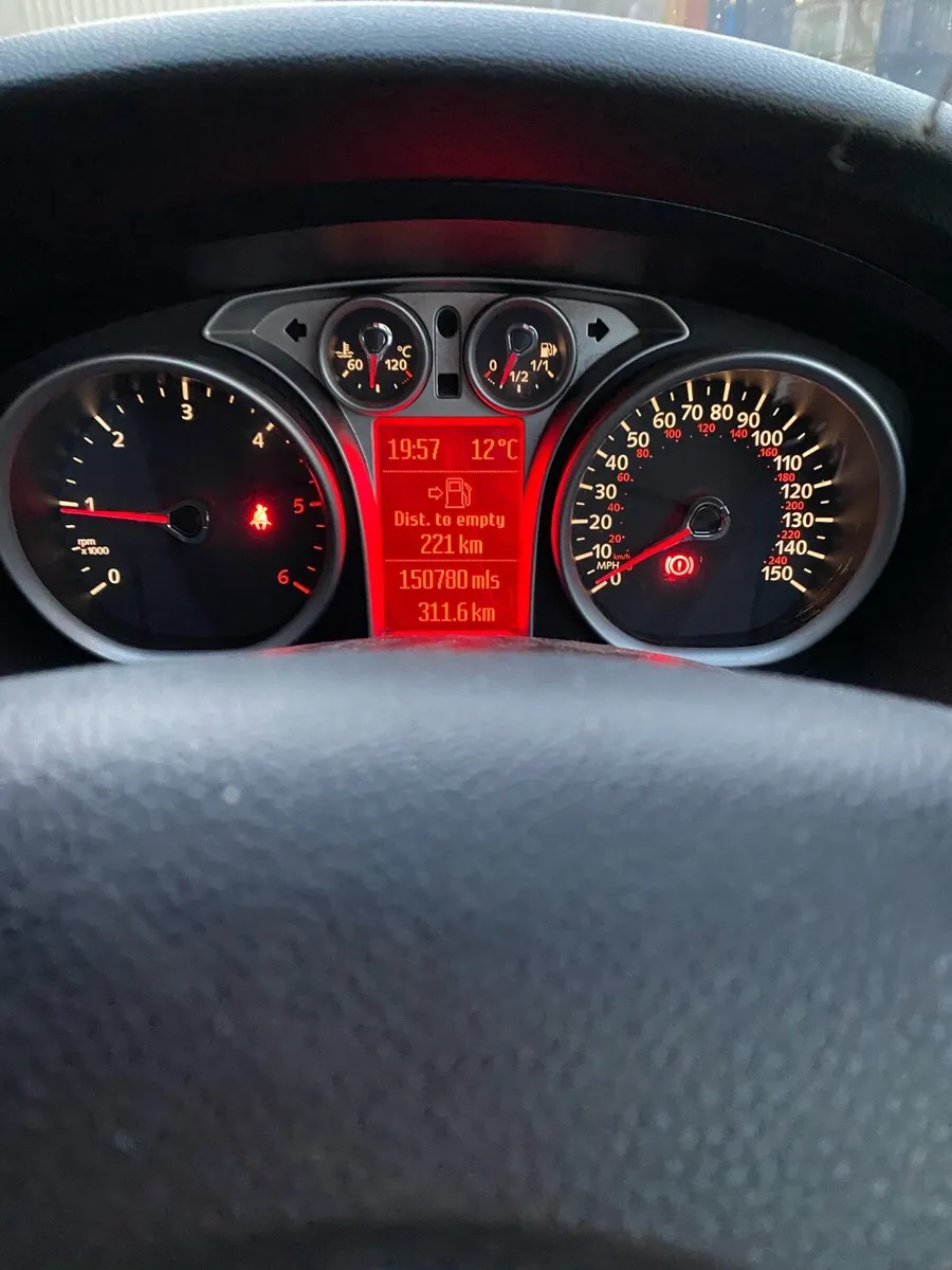 Car - Image 4