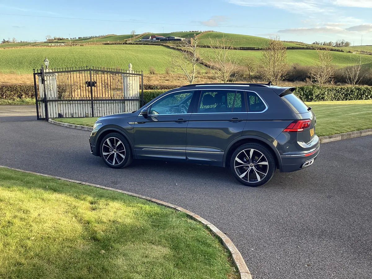 2022 Volkswagen  Tiguan Diesel Automatic R Line - Image 3