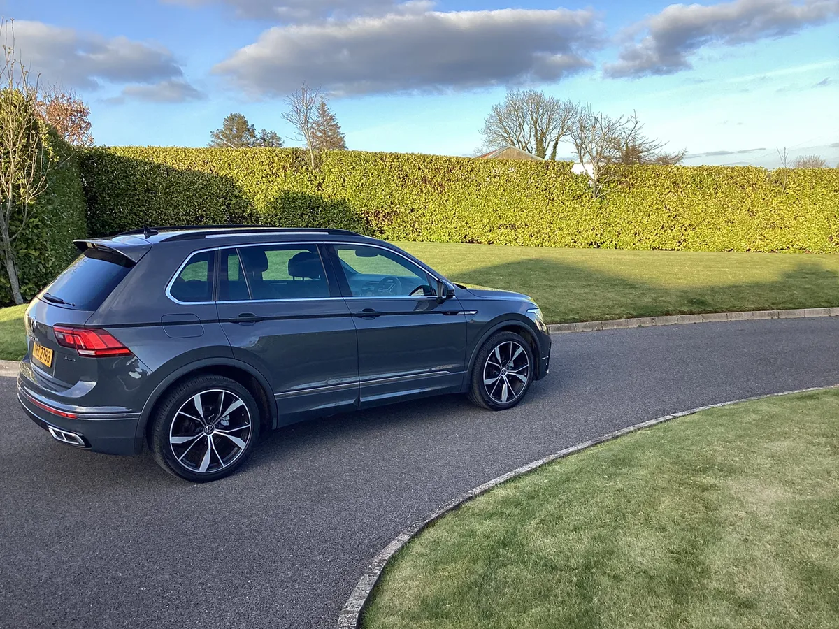 2022 Volkswagen  Tiguan Diesel Automatic R Line - Image 4