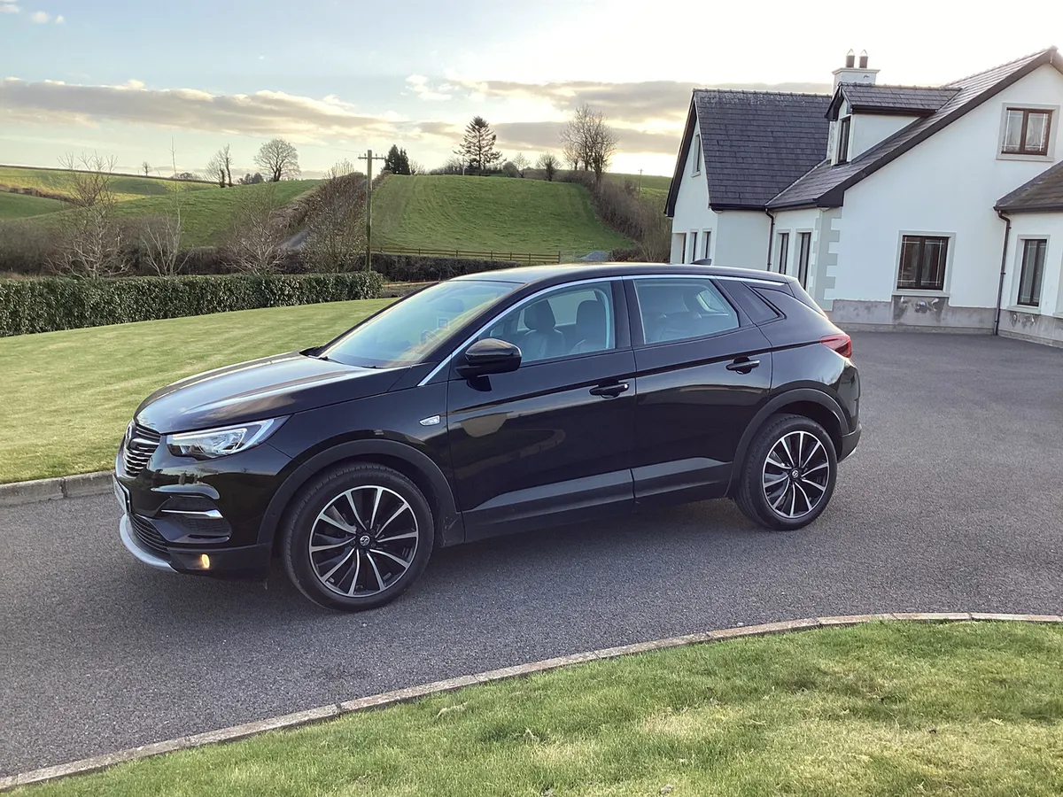 2022 Vauxhall Grandland X Diesel - Image 3