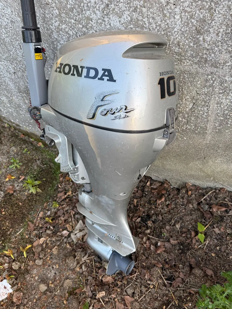 Honda 10hp outboard - Image 1