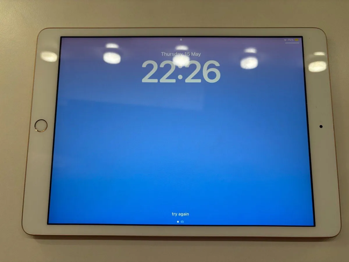 iPad 7th Generation - Image 1