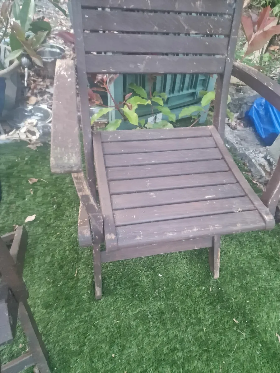 Wooden sun chairs - Image 4