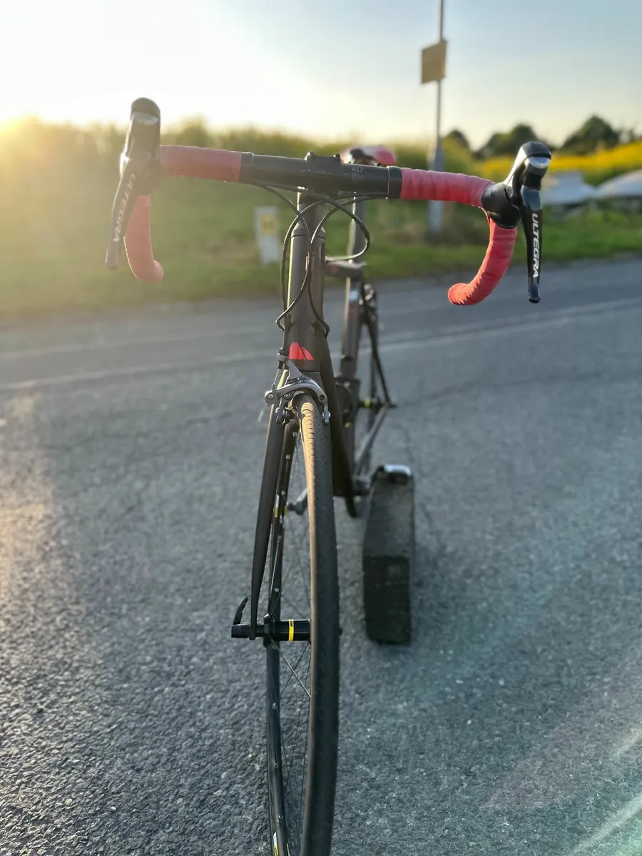 Canyon AL SLX 9.0 Road Bike (L/58cm) - Image 2