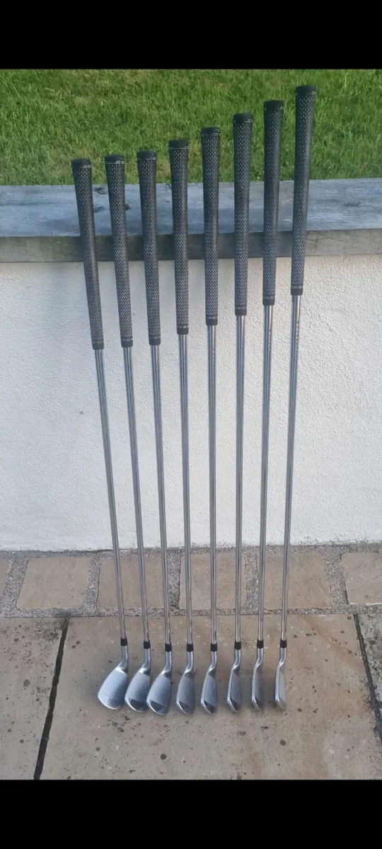 Titleist AP3 -718 - Image 3