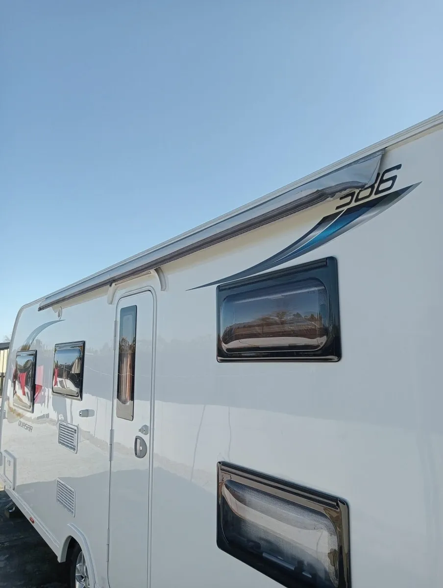 6 berth Caravan - excellent condition - Image 2