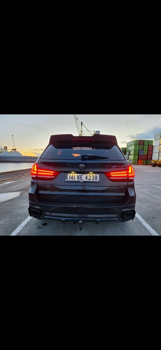 BMW X5 2014 M50d X-Drive Automatic+7seats+Panroof - Image 2