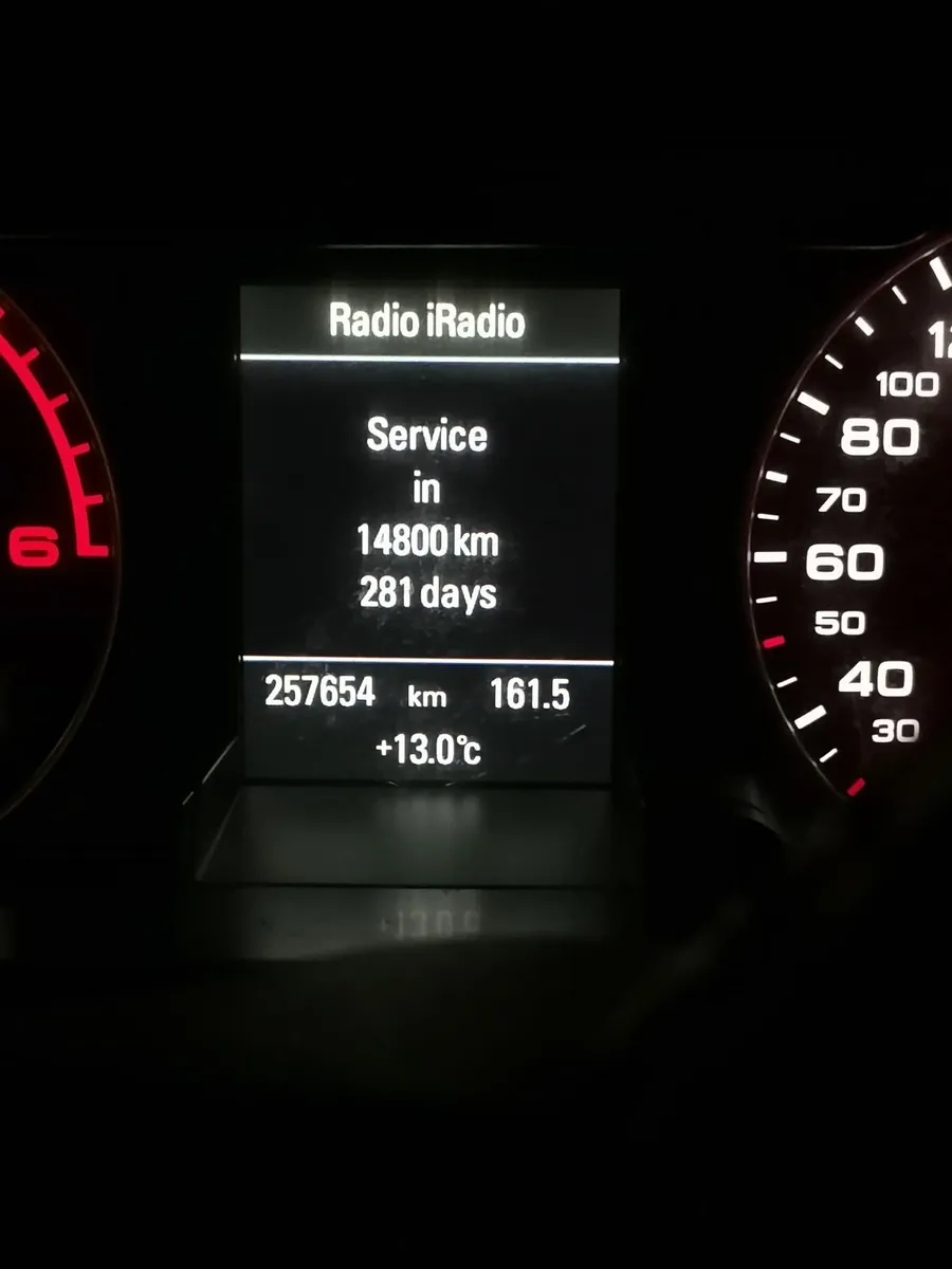 Audi A4 2015 - Image 4