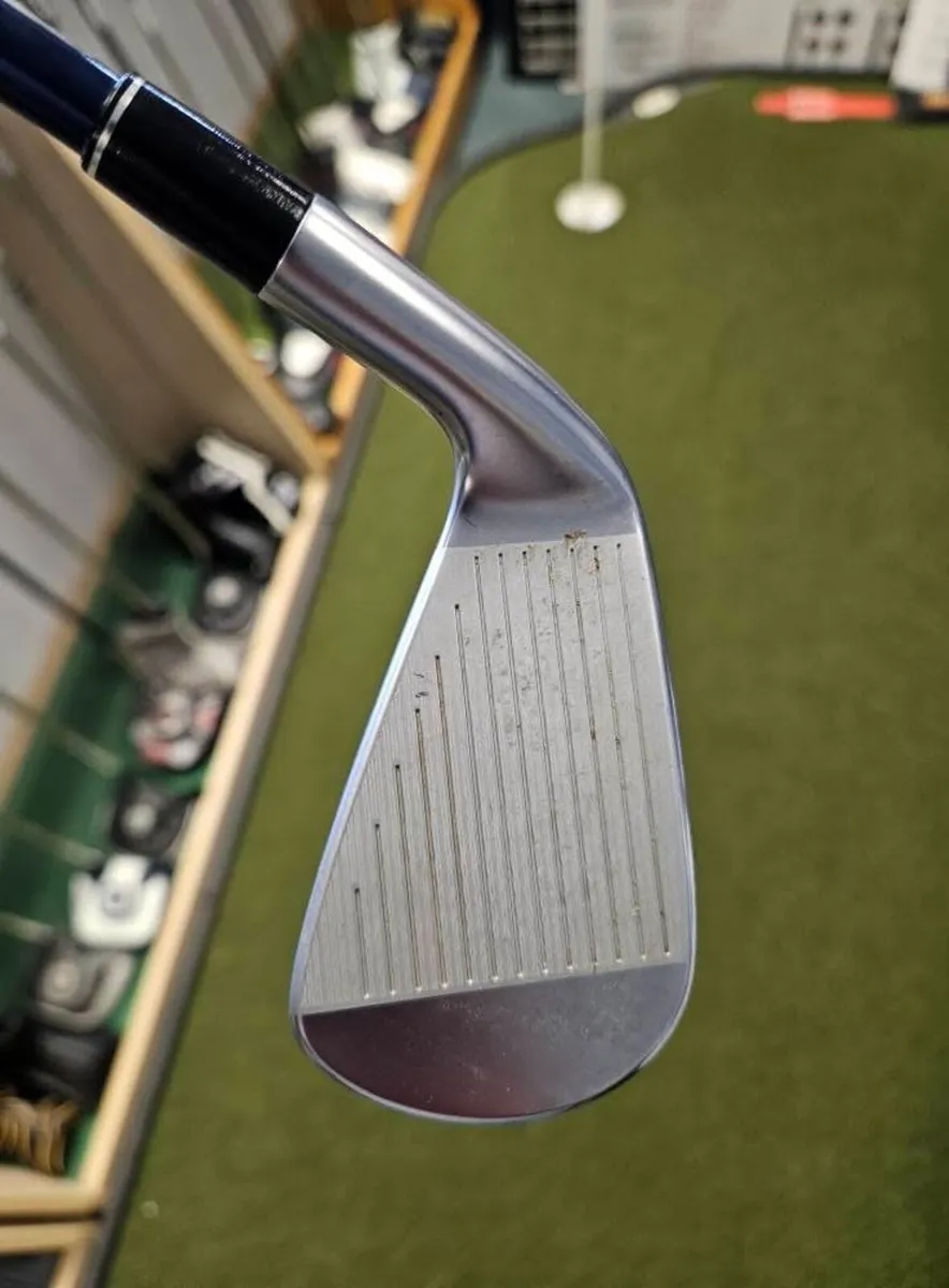 Srixon ZX Forged 4 Iron - Image 4