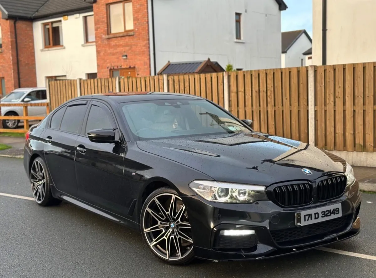 BMW 5-Series 2017 - Image 2