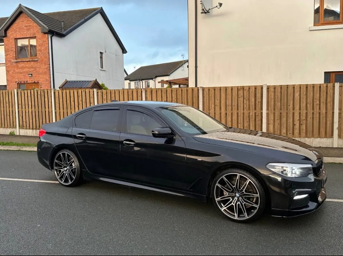 BMW 5-Series 2017 - Image 3