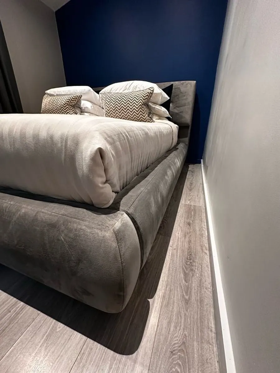 superking bed with storage - Image 3