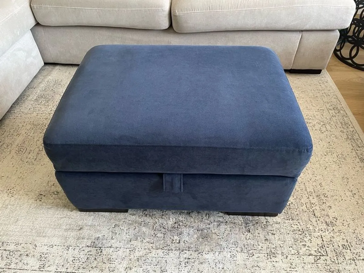 Large footstool with storage (Model Freya from DFS) - like new!! - Image 2