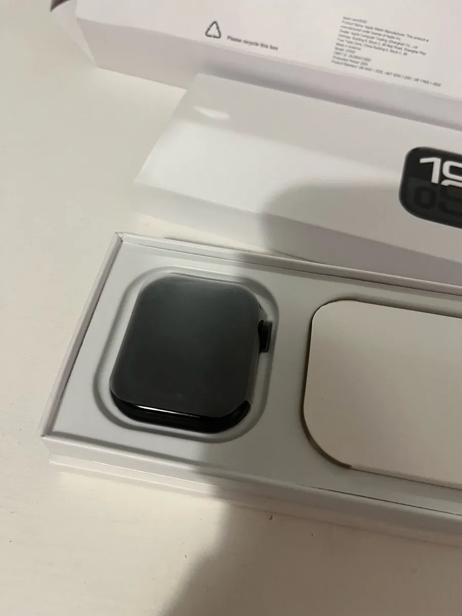 Apple Watch series 10 - Image 4