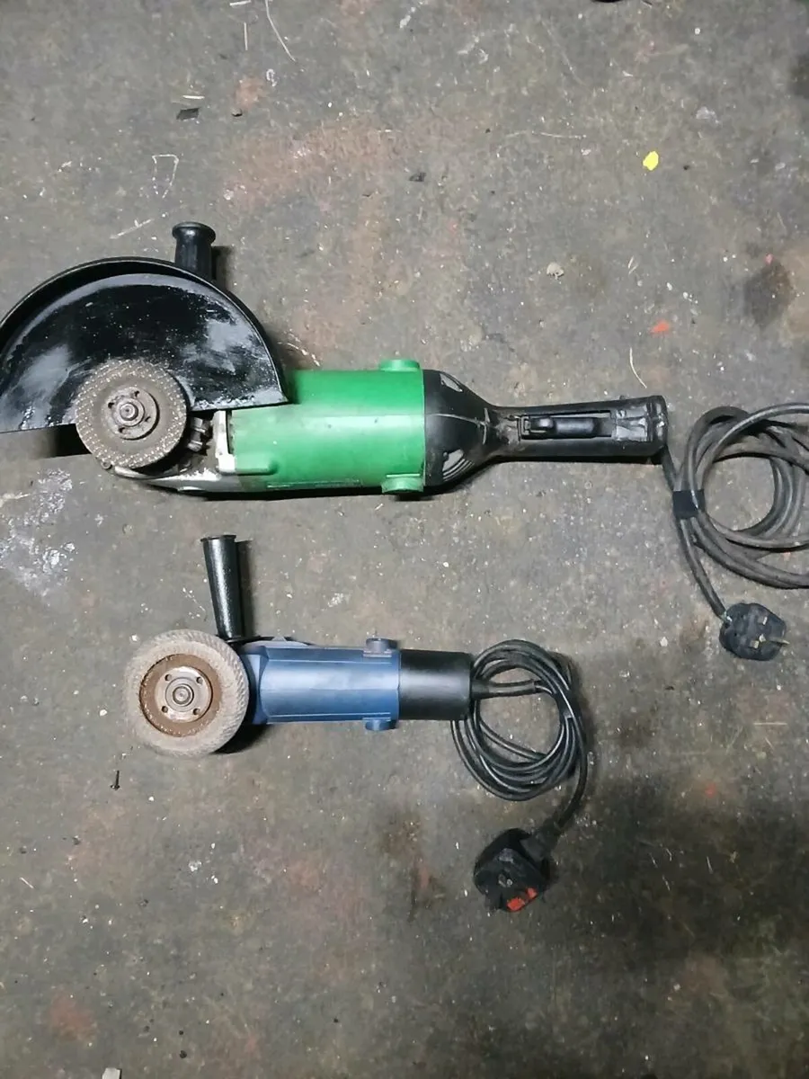 Hitachi grinder 9 inch disk small grinder - Image 1