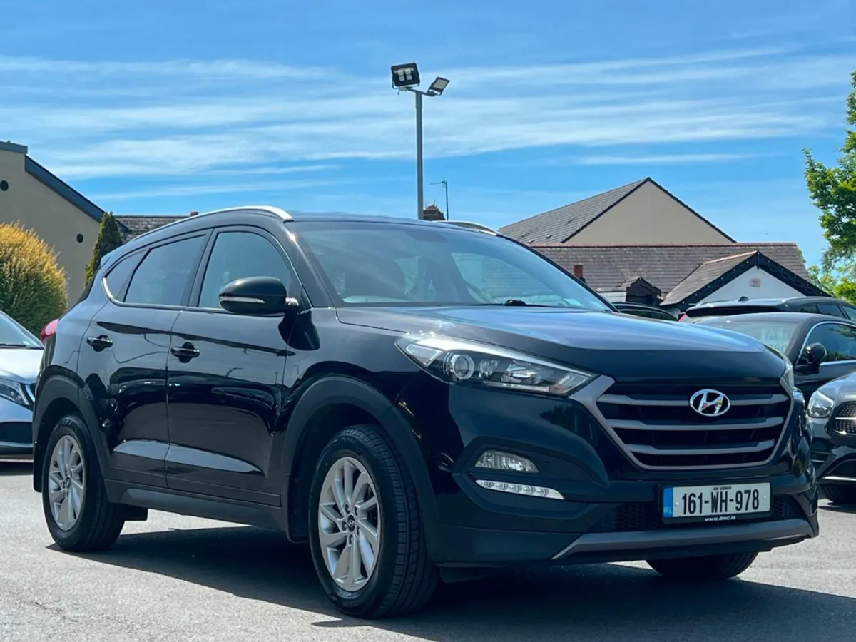 Hyundai Tucson 2.0d 4WD Executive Auto  irish Car - Image 3