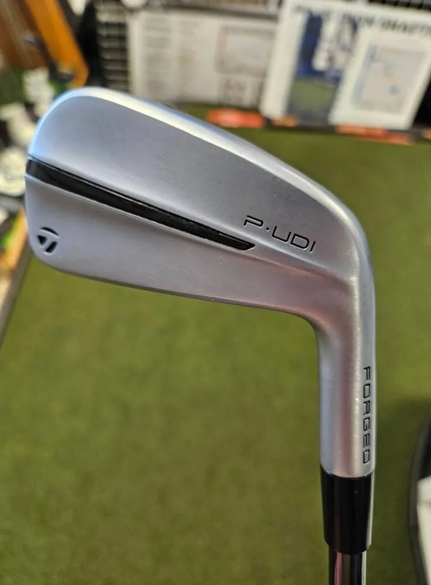 As New Taylormade P-UDI Forged 2 Iron - Image 1