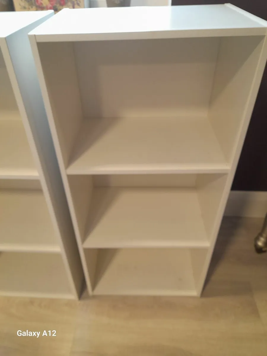Two white bookcases/display units - Image 3