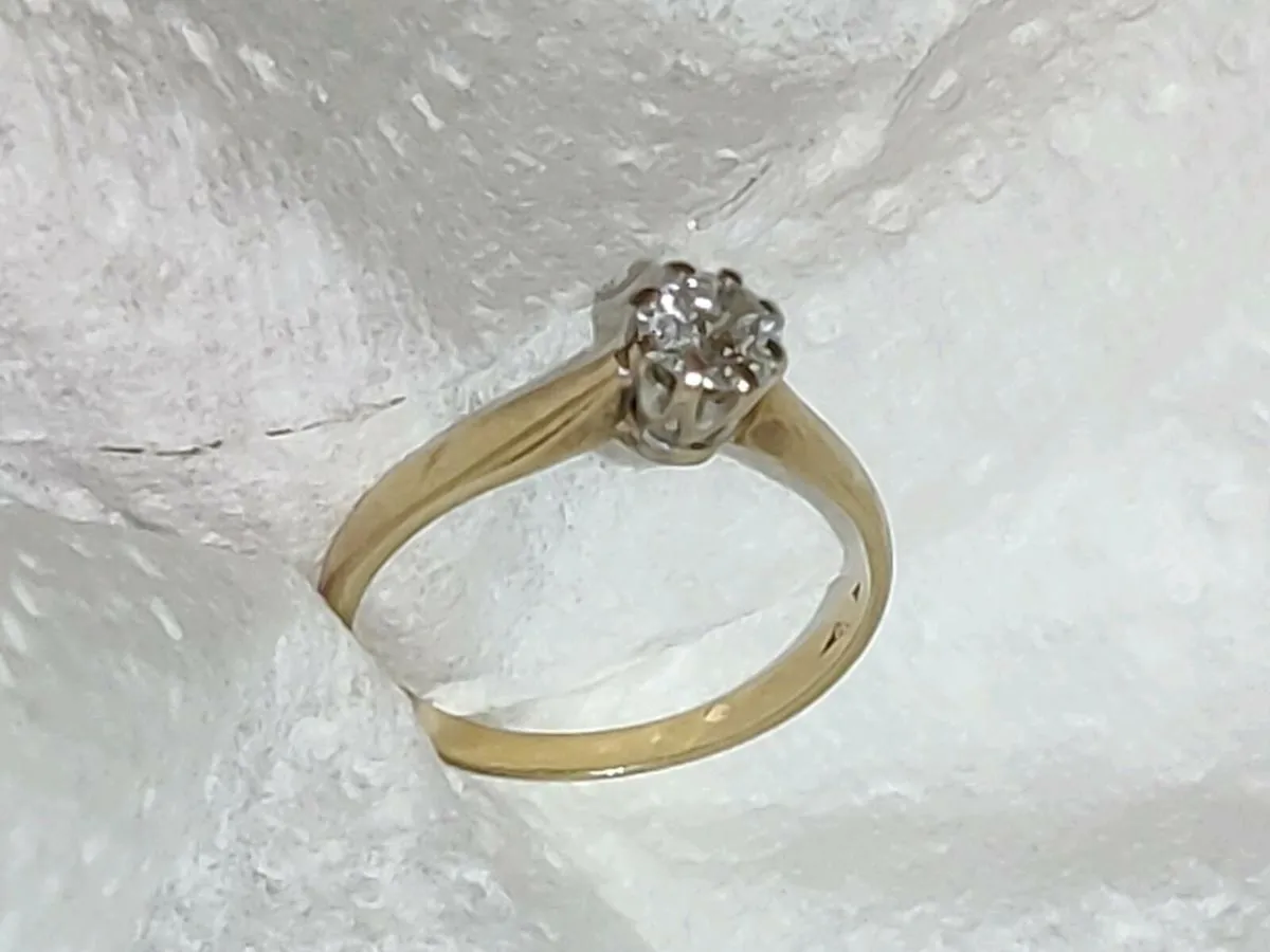 LARGE DIAMOND SOLITAIRE, 9CT Gold New Ring ! - Image 2