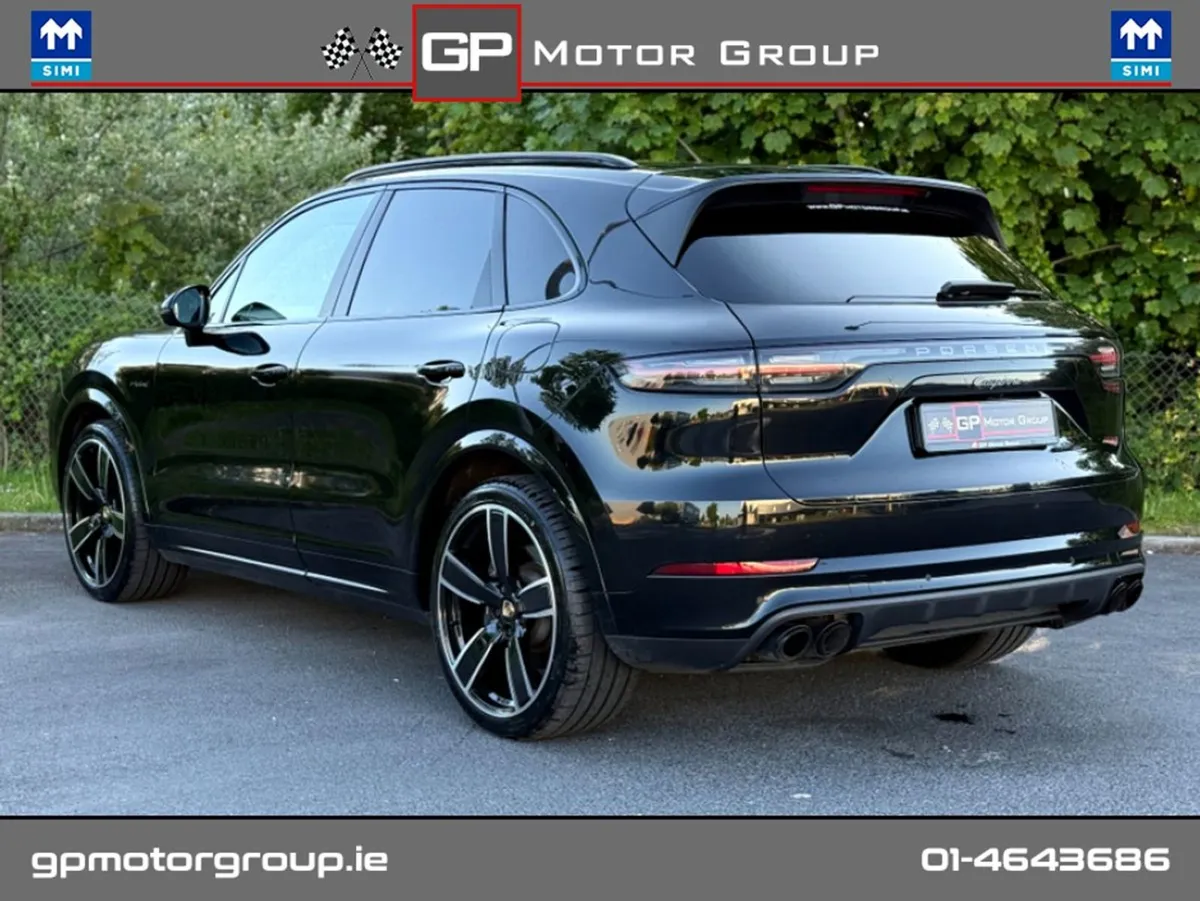 Porsche Cayenne Cayenne S Platinum Edition 3.0 E- - Image 4