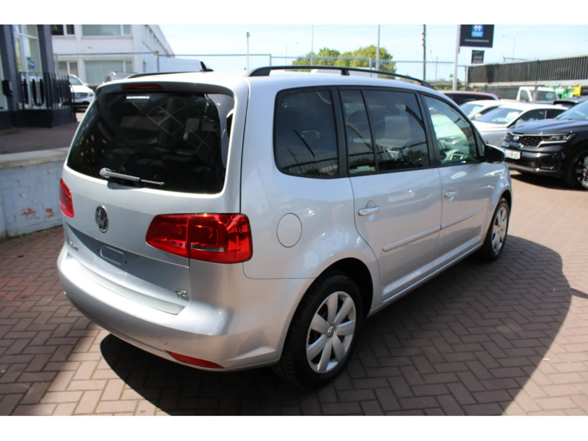 Volkswagen Touran 1.4 TSI COMFORTLINE 7 SEATER MPV - Image 4