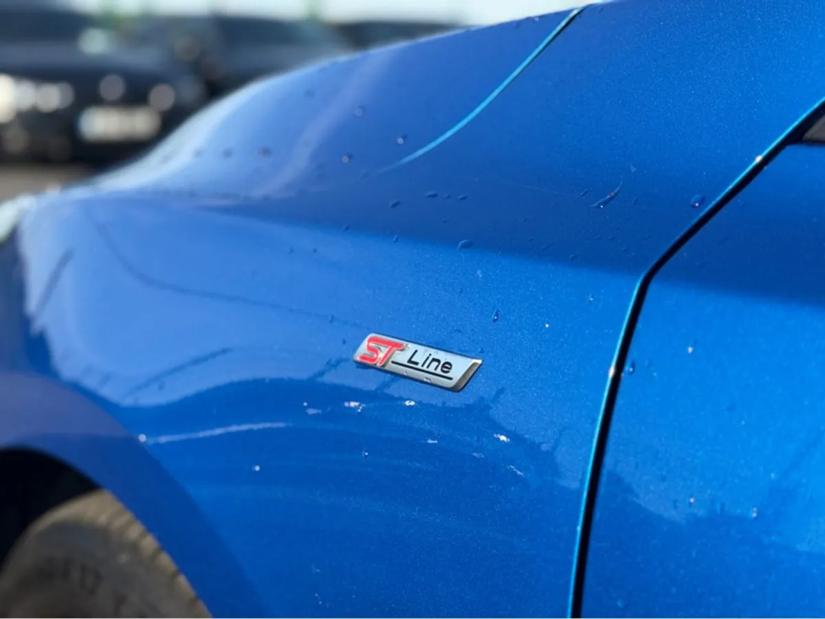 Ford Focus St-line Tdci - Image 3