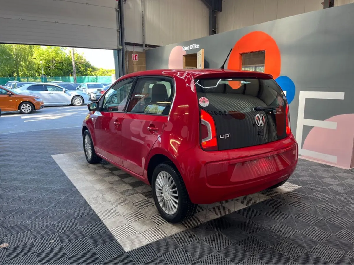 Volkswagen Up! 1.O Petrol / 41k KMs / Heated Seat - Image 4