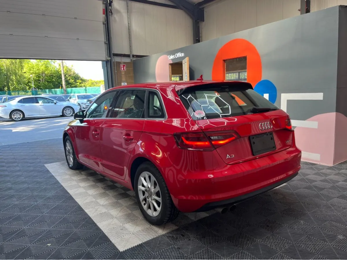 Audi A3 Sportback 1.4 Tfsi / 65k KMs / Reverse Ca - Image 4