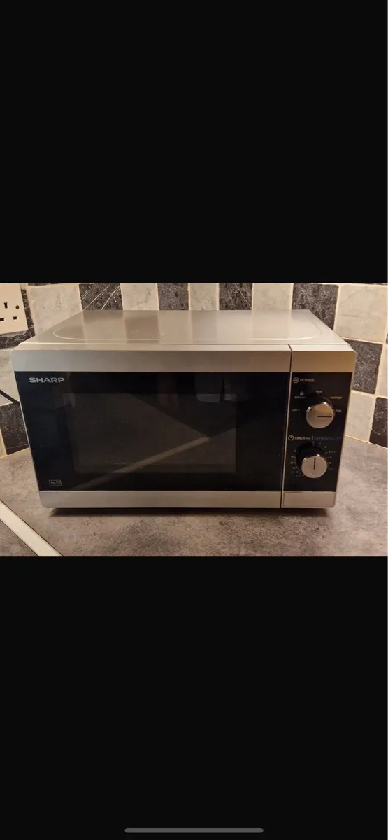 microwave - Image 1